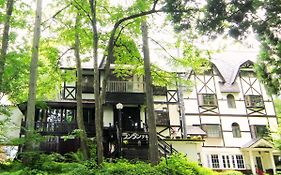 兰唐里郎旅馆